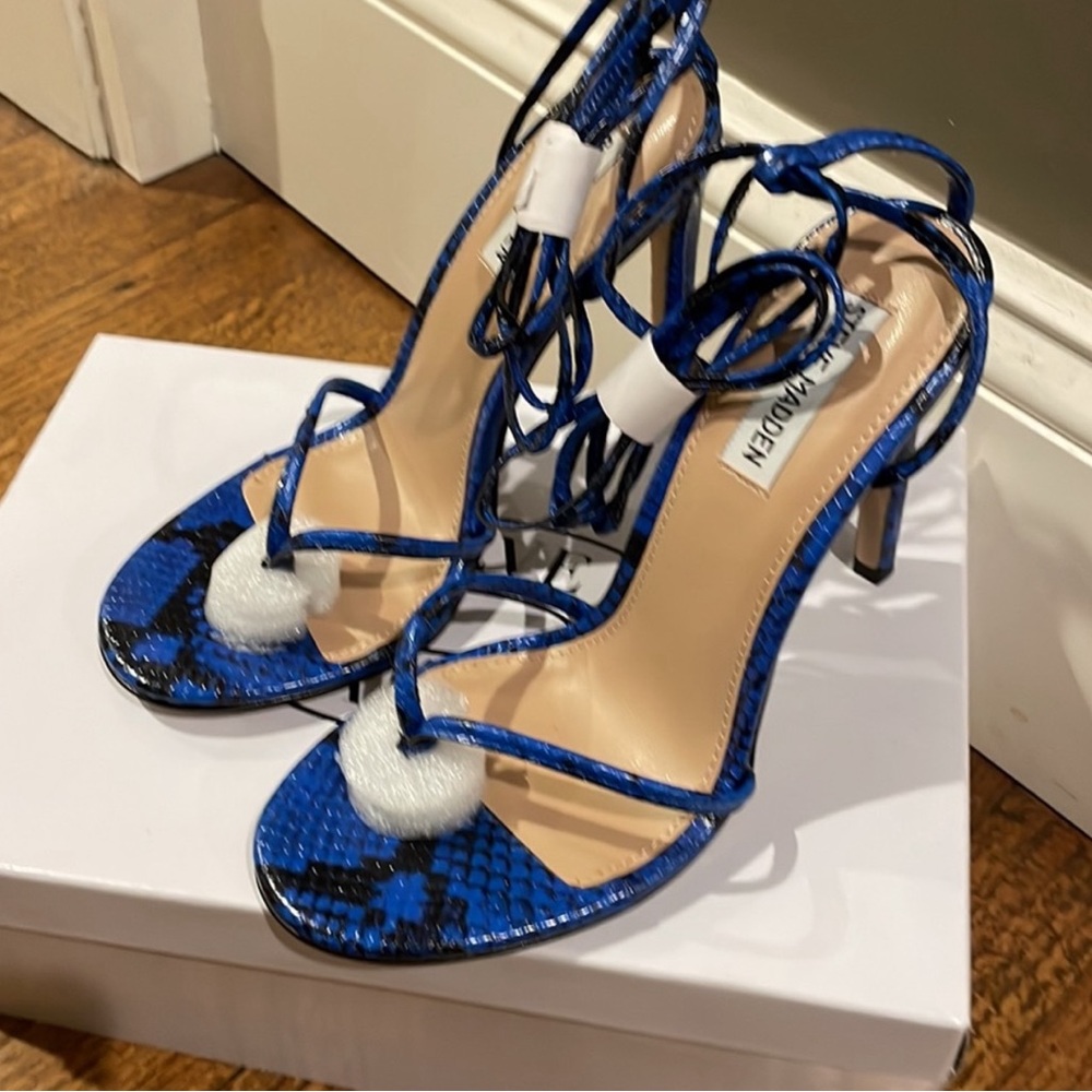 Brand new Steve Madden Vada Blue Snake lace-up heels. Size 8